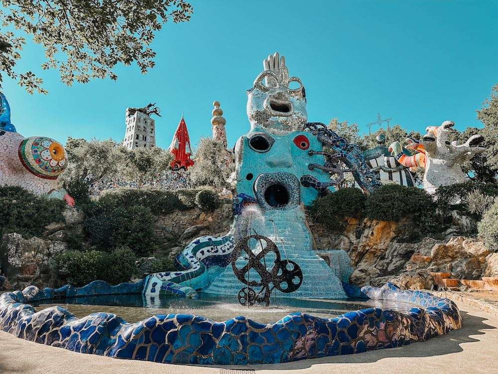 L’arte di Niki de Saint Phalle e il suo Giardino dei Tarocchi